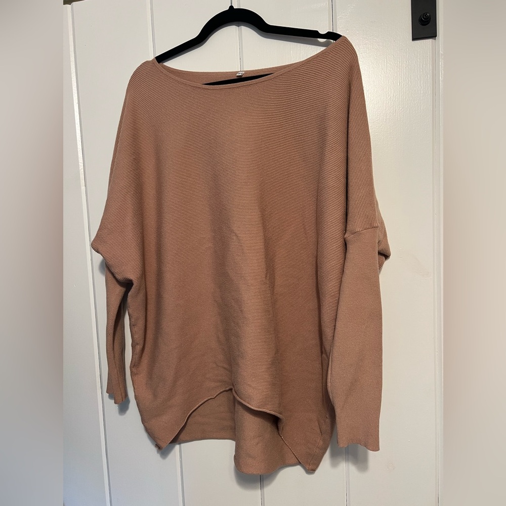 Oversized top. Tan. Size L. Worn once‎